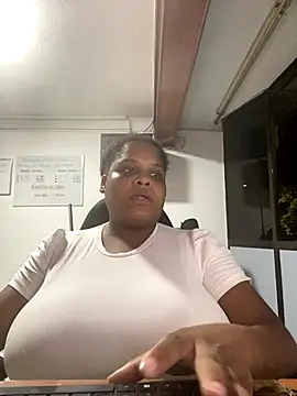 Snapshot of gabrielabrunette69 chatting on 14, 12, 2025 gabrielabrunette69 online show from 14, 12, 2025