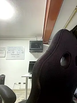 Snapshot of gabrielabrunette69 chatting on 8, 1, 2026 gabrielabrunette69 online show from 8, 1, 2026