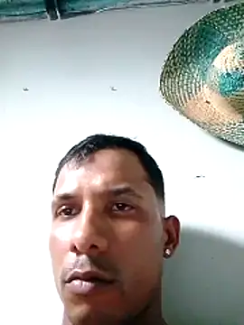 Snapshot of blackhot30 chatting on 24, 11, 2025 blackhot30 online show from 24, 11, 2025