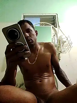 Snapshot of blackhot30 chatting on 13, 11, 2025 blackhot30 online show from 13, 11, 2025