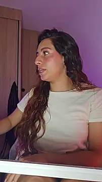 Meganthomson online show from 17, 12, 2025