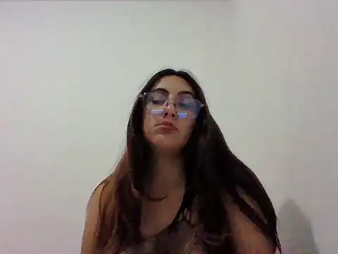 Snapshot of Mar_00c chatting on 27, 10, 2025 Mar 00c online show from 27, 10, 2025