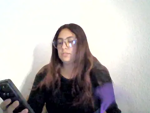 Snapshot of Mar_00c chatting on 5, 11, 2025 Mar 00c online show from 5, 11, 2025