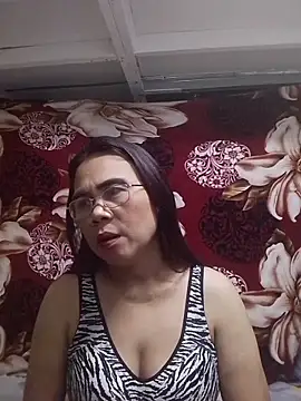 Snapshot of erma_joy chatting on 17, 5, 2026 erma joy online show from 17, 5, 2026