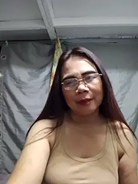 Snapshot of erma_joy chatting on 1, 5, 2026 erma joy online show from 1, 5, 2026