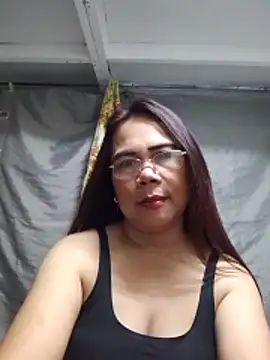 Snapshot of erma_joy chatting on 30, 4, 2026 erma joy online show from 30, 4, 2026