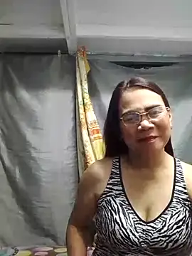 Snapshot of erma_joy chatting on 6, 5, 2026 erma joy online show from 6, 5, 2026