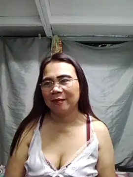 Snapshot of erma_joy chatting on 7, 5, 2026 erma joy online show from 7, 5, 2026