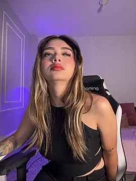 HoneyMollyX online show from 7, 1, 2026