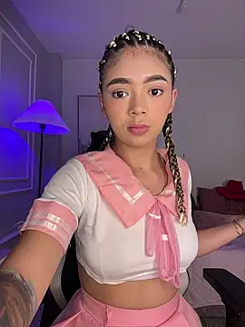 HoneyMollyX online show from 24, 11, 2025