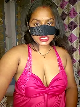 Sweet-Maddlina online show from 14, 6, 2026