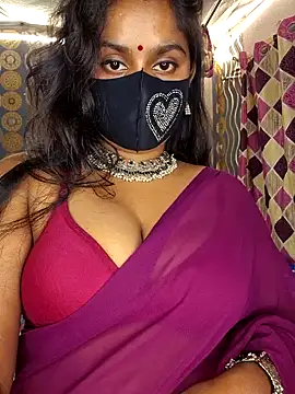 Sweet-Maddlina online show from 22, 10, 2025