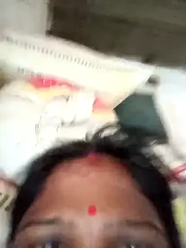 Hot hat online show from 15, 10, 2025