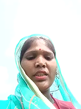 Hot hat online show from 20, 10, 2025