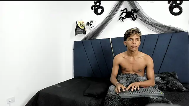 Snapshot of ryder_cum23 chatting on 31, 10, 2025 ryder cum23 online show from 31, 10, 2025