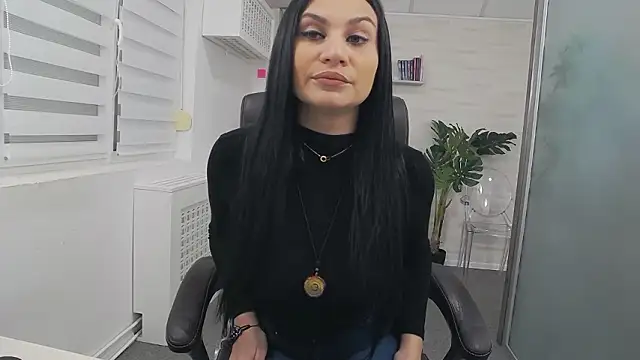 YaraXCox online show from 8, 2, 2026