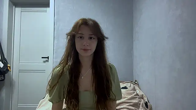 WildPeachh online show from 10, 11, 2025