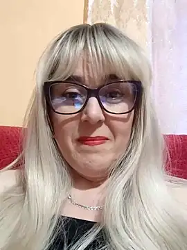 Amelialove42 online show from 5, 11, 2025