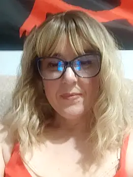 Amelialove42 online show from 5, 4, 2026