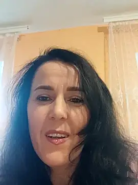Snapshot of Amelialove42 chatting on 11, 10, 2025 Amelialove42 online show from 11, 10, 2025