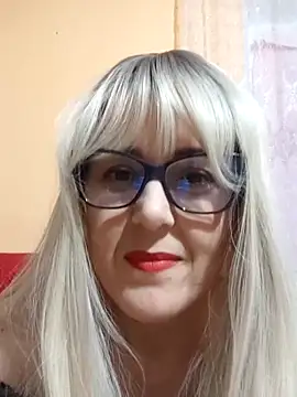 Amelialove42 online show from 16, 11, 2025