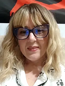 Amelialove42 online show from 19, 3, 2026