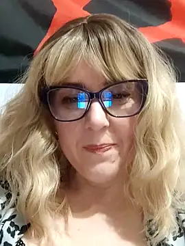 Amelialove42 online show from 7, 3, 2026