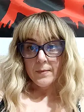 Amelialove42 online show from 22, 4, 2026