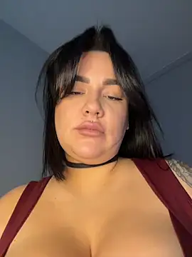 SwittieKendra online show from 18, 11, 2025