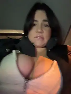 SwittieKendra online show from 27, 11, 2025