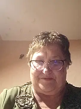Snapshot of Katherine735 chatting on 30, 4, 2026 Katherine735 online show from 30, 4, 2026