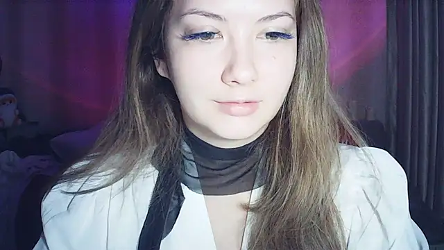 MoodieMira online show from 3, 3, 2026