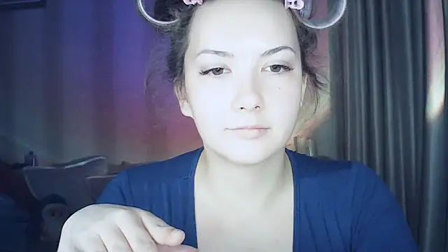 MoodieMira online show from 16, 2, 2026