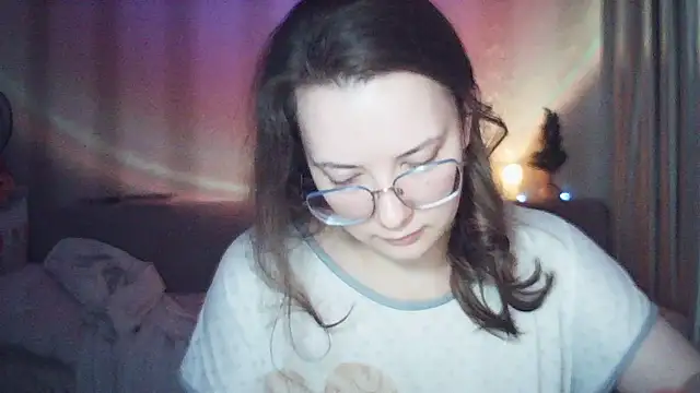 MoodieMira online show from 18, 12, 2025