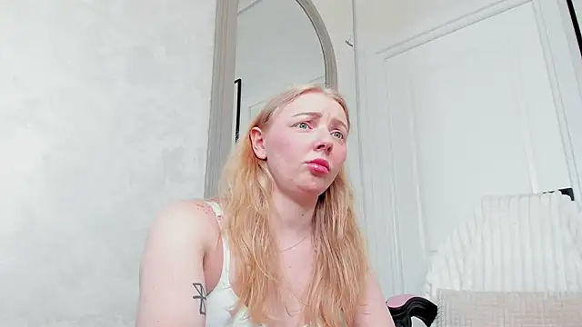 Snapshot of SundyRose chatting on 27, 5, 2026 SundyRose online show from 27, 5, 2026