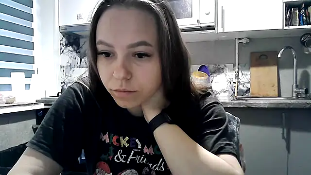 Snapshot of Ladikisss_20 chatting on 10, 10, 2025 Ladikisss 20 online show from 10, 10, 2025