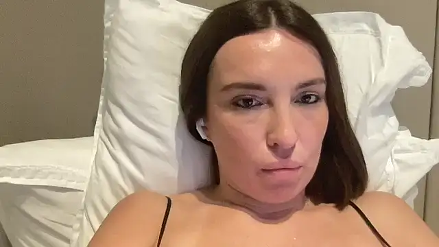 CArivora online show from 24, 2, 2026