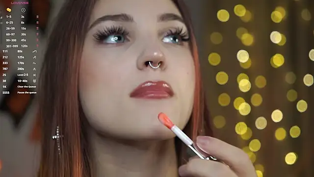 Snapshot of beckymadsons chatting on 12, 11, 2025 beckymadsons online show from 12, 11, 2025