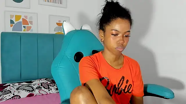 Dakota evans18 online show from 28, 11, 2025