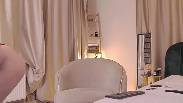 OliviaCart online show from 1, 11, 2025