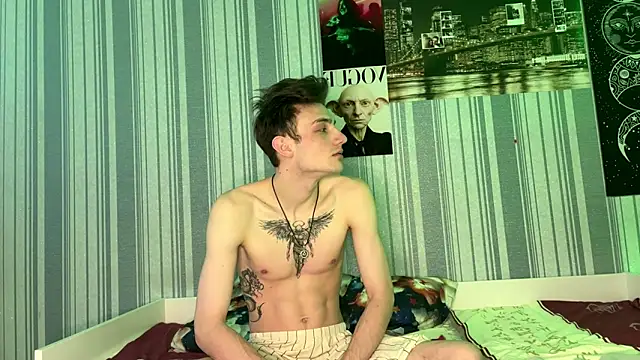 EmiliaCouple online show from 7, 2, 2026