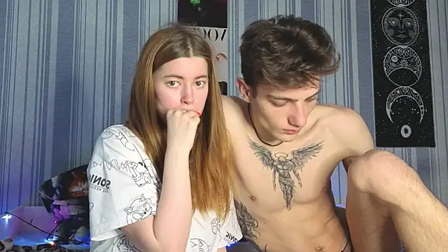 EmiliaCouple online show from 21, 4, 2026