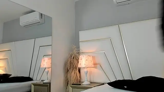 Zahir Ashar online show from 30, 10, 2025