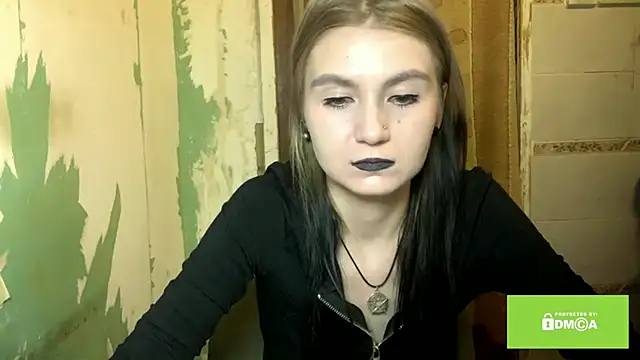 Snapshot of ArianeBhayani chatting on 7, 11, 2025 ArianeBhayani online show from 7, 11, 2025