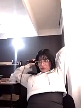 angie rousse  online show from 11, 11, 2025