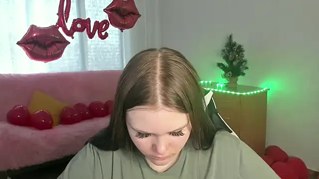 Musegirl online show from 25, 2, 2026