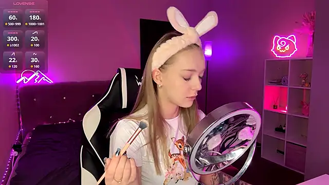 EvaPeace online show from 8, 2, 2026