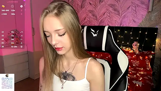 EvaPeace online show from 5, 12, 2025