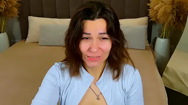 EdenSolis online show from 14, 4, 2026