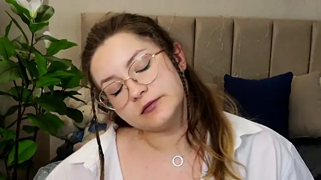 Snapshot of Briarx chatting on 23, 7, 2026 Briarx online show from 23, 7, 2026